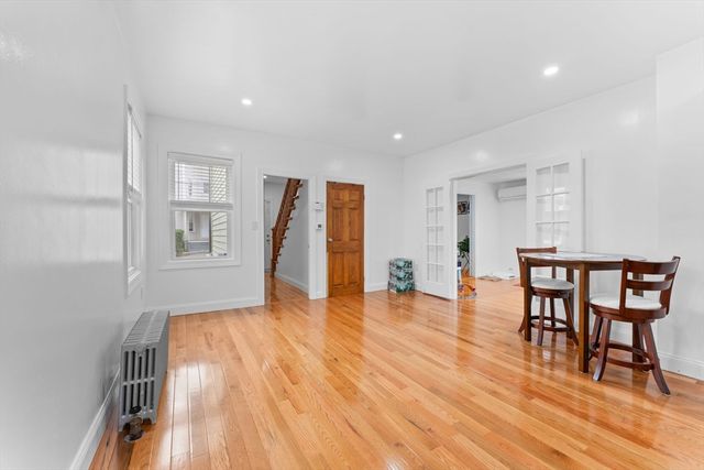 35 Huntington St, Brockton, MA 02301