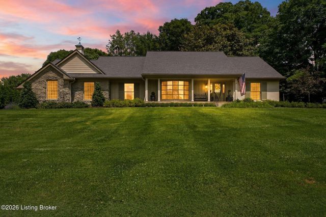1705 Cold Springs Rd, Anchorage, KY 40223