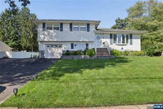 5 Viewpoint Road, Wayne, NJ 07470