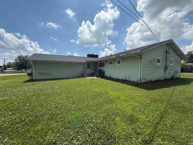 100 Ivy Lane, Hartford City, IN 47348