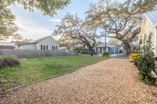 73 Kings Ferry Way + Vacant Lot, St Augustine, FL 32084