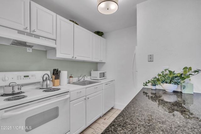 400 Deal Lake Drive 3K, Asbury Park, NJ 07712