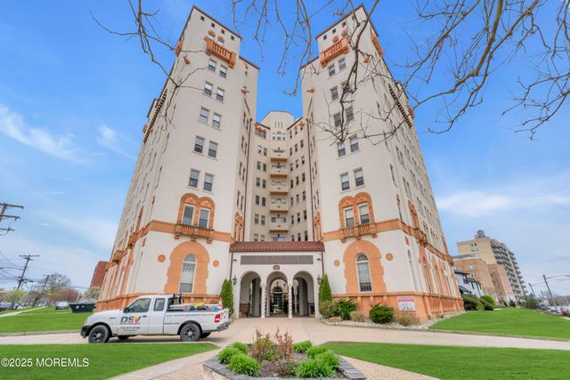 400 Deal Lake Drive 3K, Asbury Park, NJ 07712