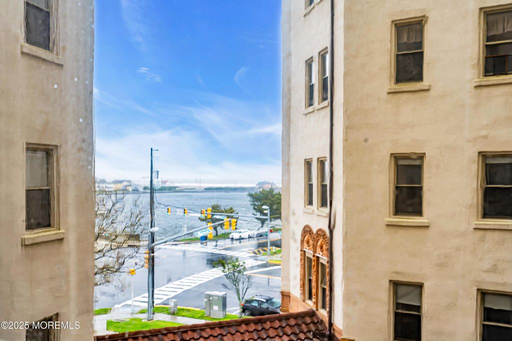 400 Deal Lake Drive 3K, Asbury Park, NJ 07712