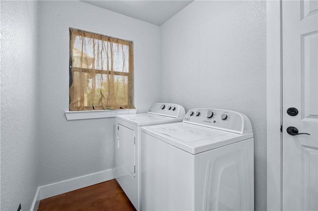 509 Kaanapali LN, Bastrop, TX 78602
