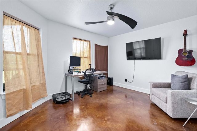 509 Kaanapali LN, Bastrop, TX 78602