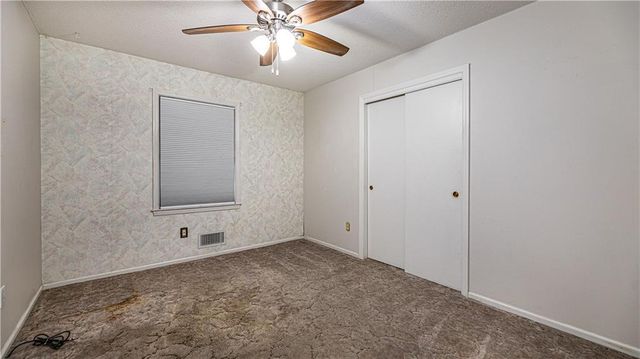 315 N Woodson Drive, Raymore, MO 64083