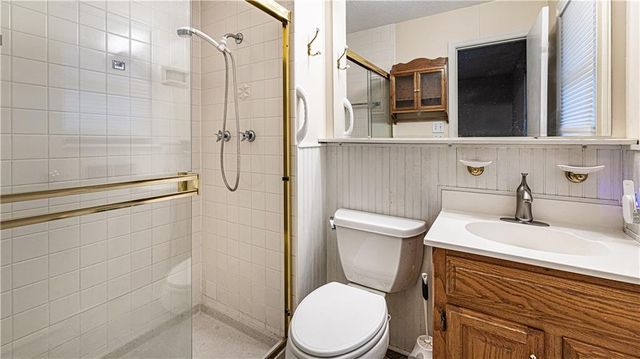 315 N Woodson Drive, Raymore, MO 64083