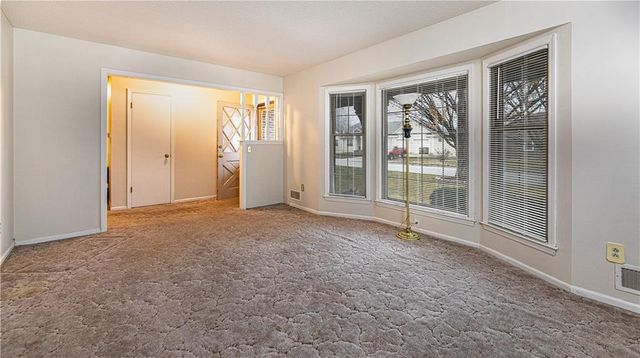 315 N Woodson Drive, Raymore, MO 64083