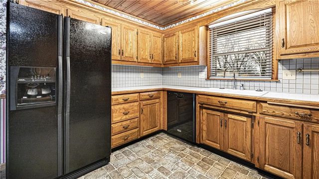 315 N Woodson Drive, Raymore, MO 64083