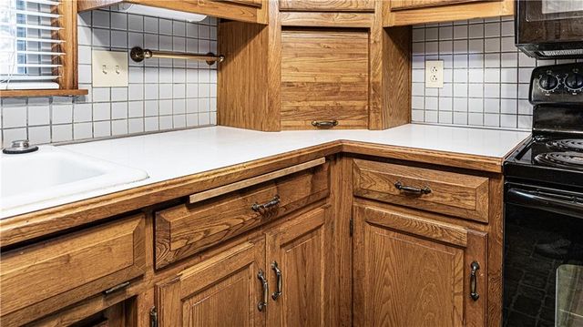 315 N Woodson Drive, Raymore, MO 64083