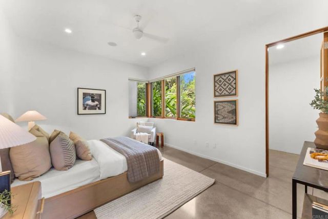1866 Sheridan Road, Encinitas, CA 92024