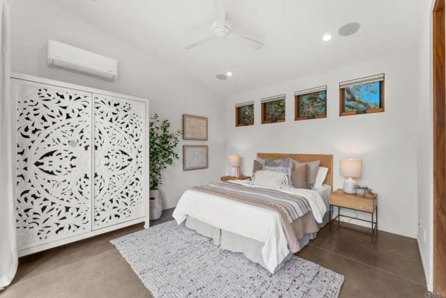 1866 Sheridan Road, Encinitas, CA 92024