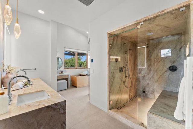 1866 Sheridan Road, Encinitas, CA 92024