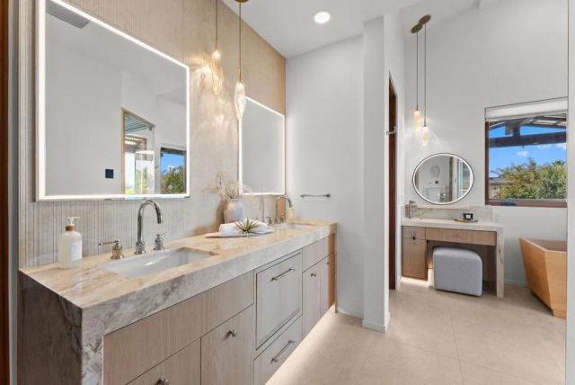1866 Sheridan Road, Encinitas, CA 92024