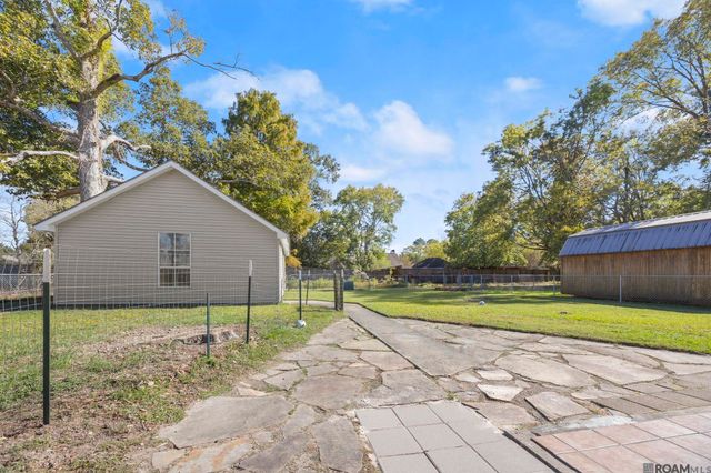 1774 Peck Dr, Baton Rouge, LA 70810