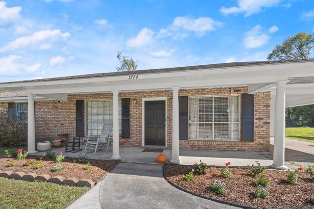 1774 Peck Dr, Baton Rouge, LA 70810