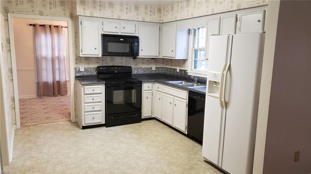 5416 Sweet Water CT, Virginia Beach, VA 23462