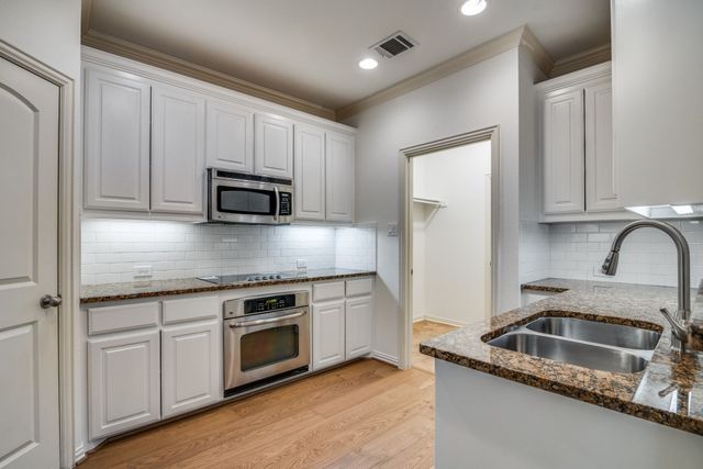 6307 Wildlife Trail, Garland, TX 75044