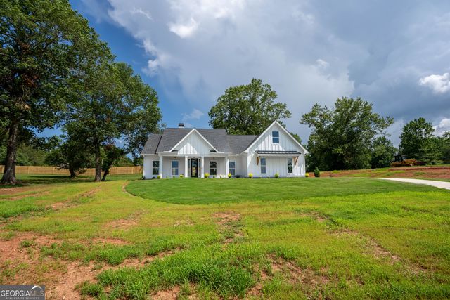 135 Oak Terrace Drive, Baldwin, GA 30511