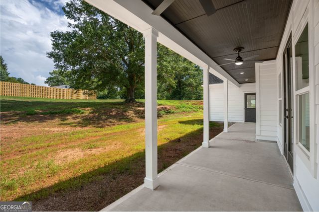 135 Oak Terrace Drive, Baldwin, GA 30511