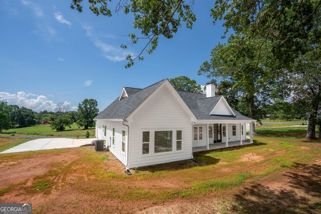 135 Oak Terrace Drive, Baldwin, GA 30511