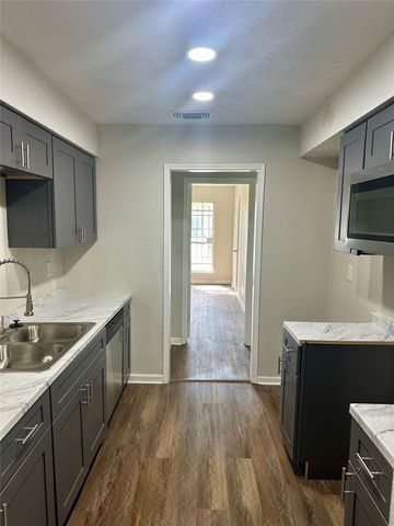 12202 Wild Pine Drive A, Houston, TX 77039