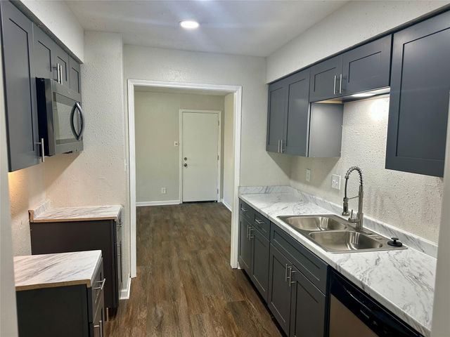12202 Wild Pine Drive A, Houston, TX 77039