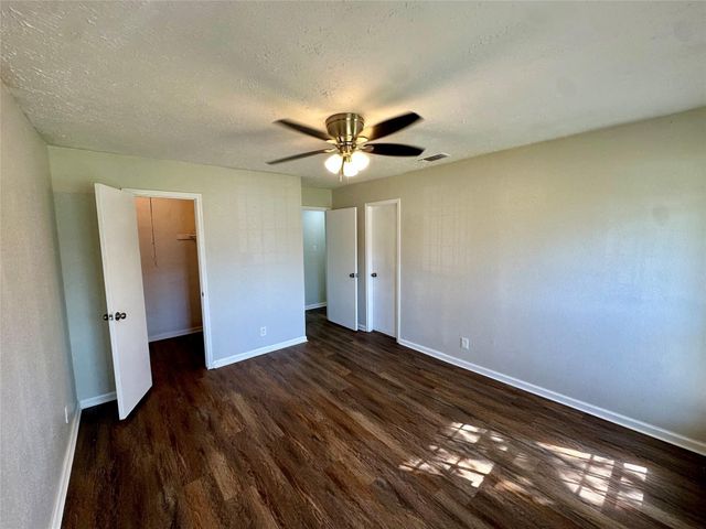 12202 Wild Pine Drive A, Houston, TX 77039
