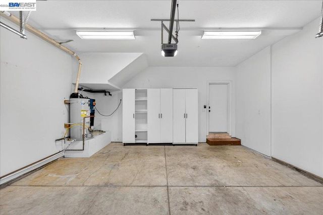 725 W Hacienda AVE, Campbell, CA 95008