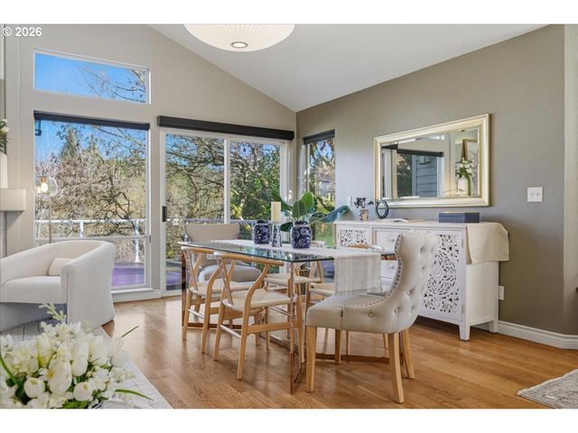 11206 Sw PINTAIL Loop, Beaverton, OR 97007