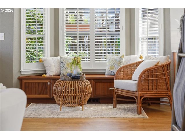 11206 Sw PINTAIL Loop, Beaverton, OR 97007