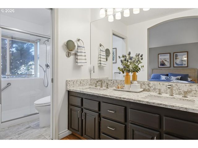 11206 Sw PINTAIL Loop, Beaverton, OR 97007