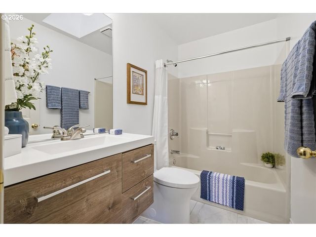 11206 Sw PINTAIL Loop, Beaverton, OR 97007