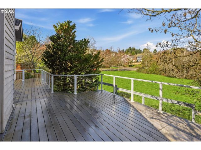 11206 Sw PINTAIL Loop, Beaverton, OR 97007