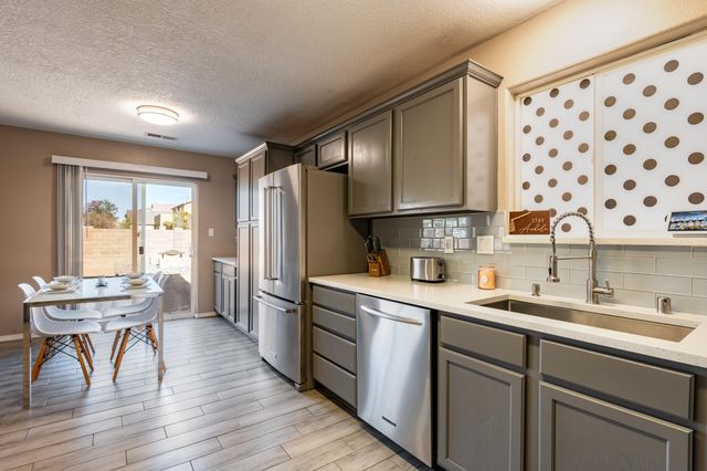 3317 Zia Street NE, Rio Rancho, NM 87144