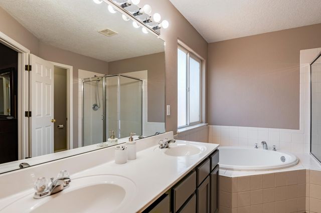 3317 Zia Street NE, Rio Rancho, NM 87144
