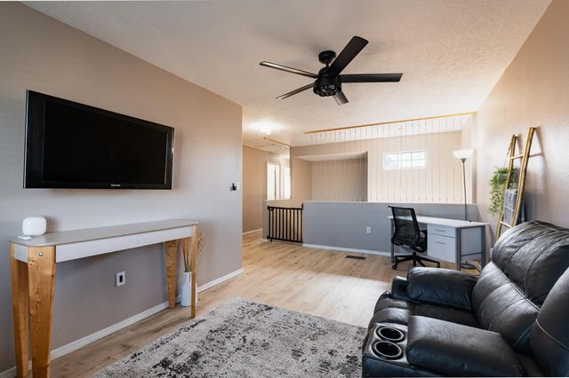 3317 Zia Street NE, Rio Rancho, NM 87144