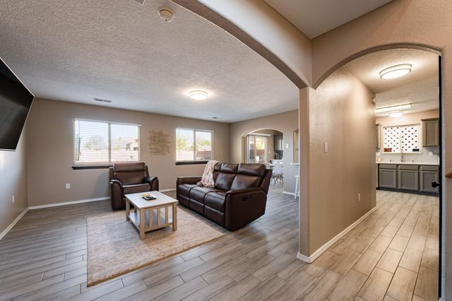 3317 Zia Street NE, Rio Rancho, NM 87144