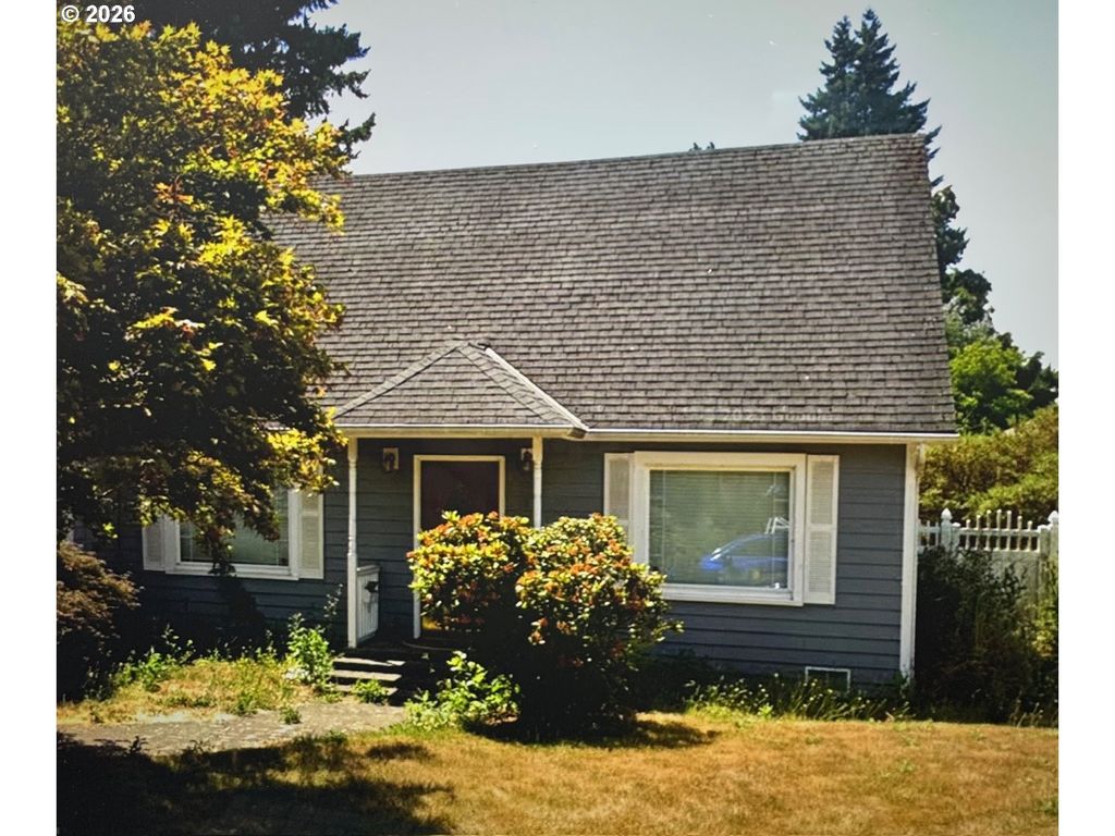 930 Se VINE St, Mc Minnville, OR 97128
