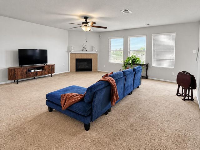 2114 Bishop Hollow Lane, Rosenberg, TX 77471