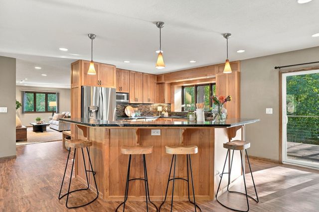4317 Briarwood Lane, Minnetonka, MN 55343
