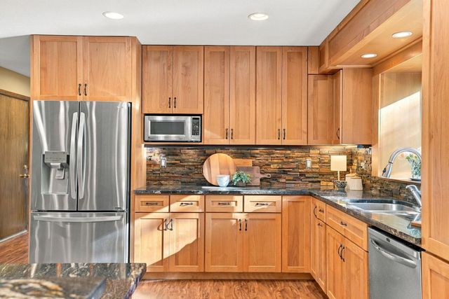 4317 Briarwood Lane, Minnetonka, MN 55343