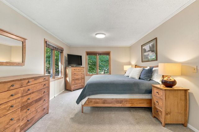 4317 Briarwood Lane, Minnetonka, MN 55343