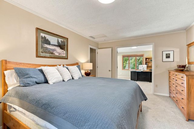 4317 Briarwood Lane, Minnetonka, MN 55343
