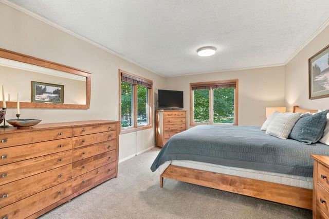 4317 Briarwood Lane, Minnetonka, MN 55343