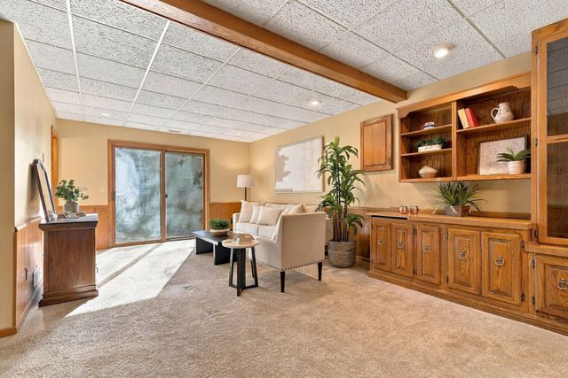 4317 Briarwood Lane, Minnetonka, MN 55343