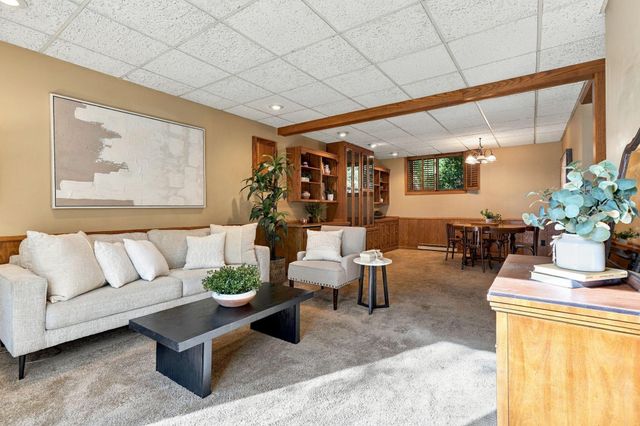 4317 Briarwood Lane, Minnetonka, MN 55343