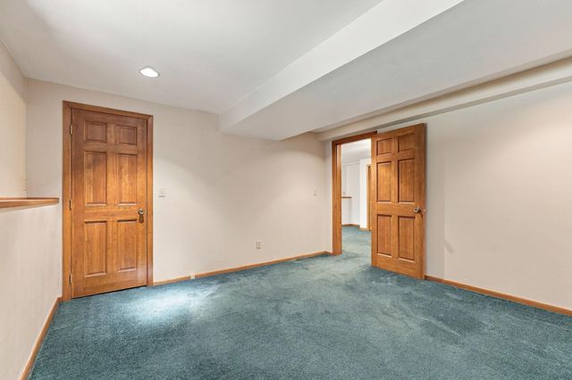 4317 Briarwood Lane, Minnetonka, MN 55343