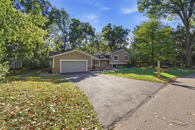 4317 Briarwood Lane, Minnetonka, MN 55343
